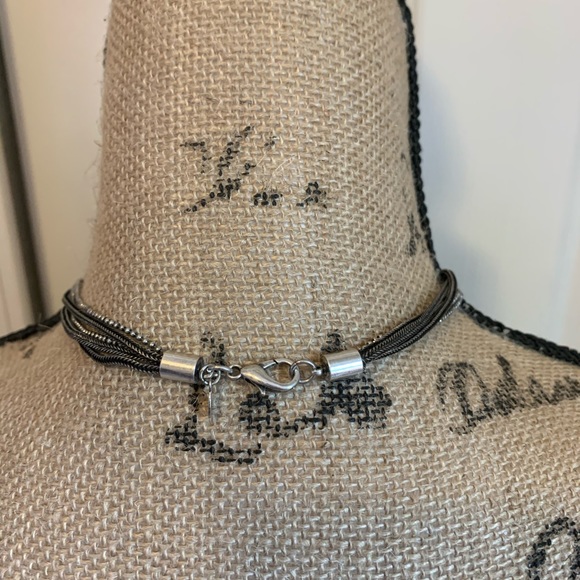 Premier Designs Necklace with Medallion - Picture 6 of 6